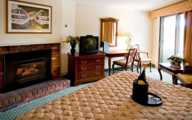 Meadowmere Resort