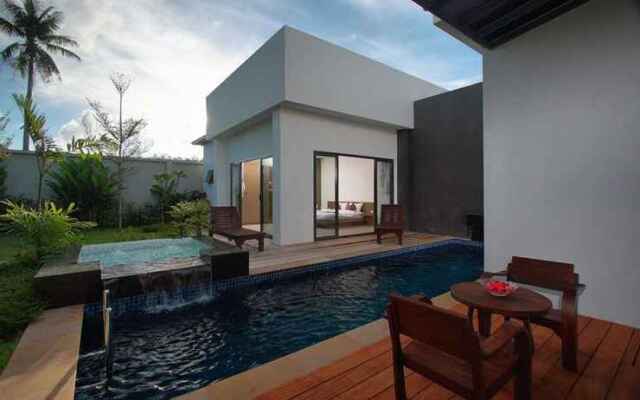 Seastone Private Pool Villas