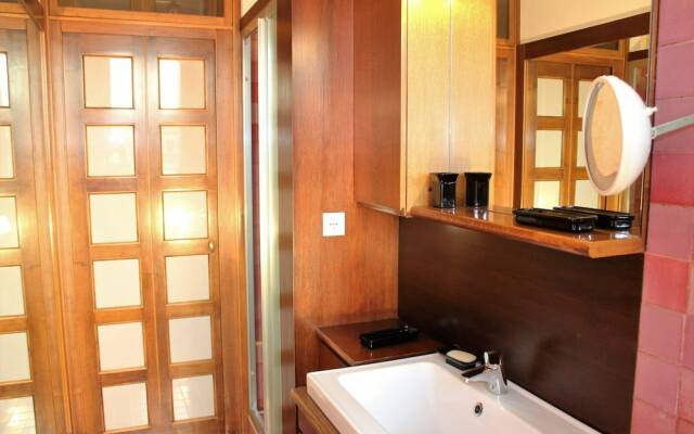 B&B Corner