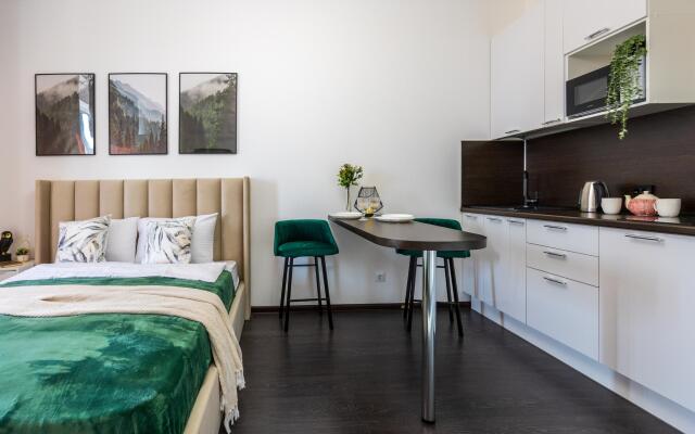 ApartMe on Verkhne Kamenskaya Street