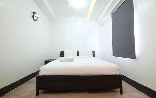 Spacious Apartment at Green Bay Pluit