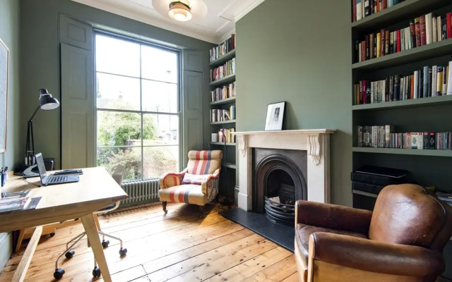 Flawless Family Home Close To Islington