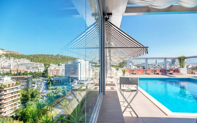 Отель Divani Caravel