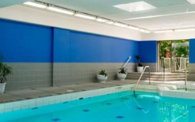 Ramada Toronto Airport