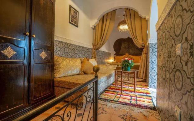 Riad Yalla Habibi