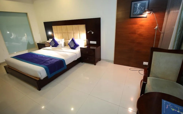 OYO 1821 Aarya Grand Hotel and Resort