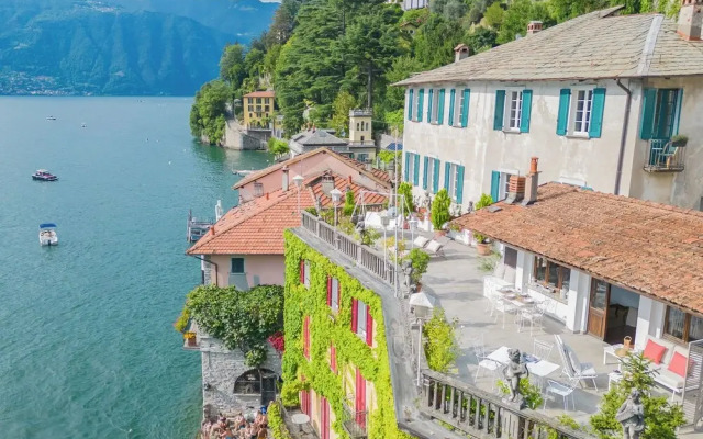 Terrace on Orrido di Nesso Waterfall by Rent all Como