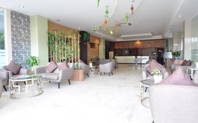 G Hotel