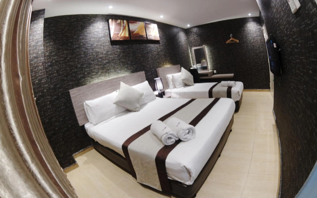 HereHotel