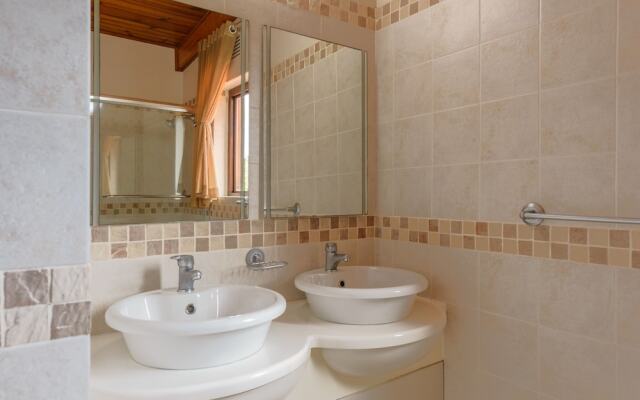 San Lameer Villa Rentals 3117