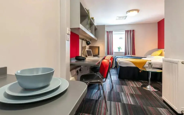 Student Only Clarendon Street