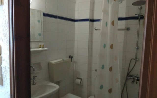 Violetta Hotel