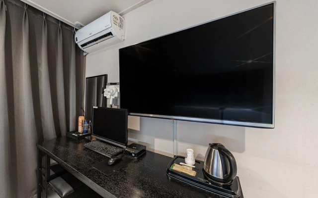 Selene Hotel