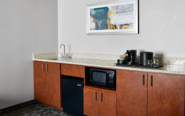 Courtyard by Marriott Milwaukee Downtown
