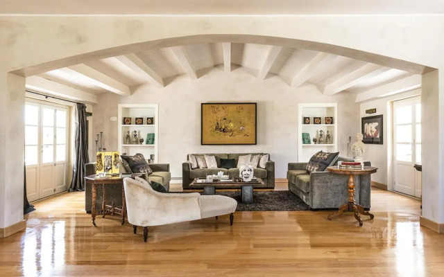 Zahir Country House