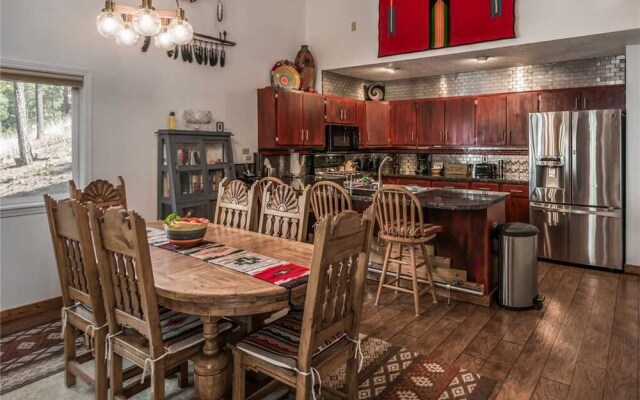 DreamCatcher - Two Bedroom Cabin