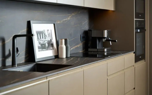 VISIONAPARTMENTS Nicolae Caramfil