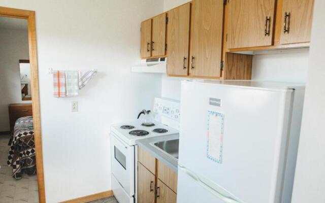 Peck's Housekeeping Cottages