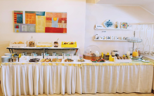 Albergo Punta De L'est