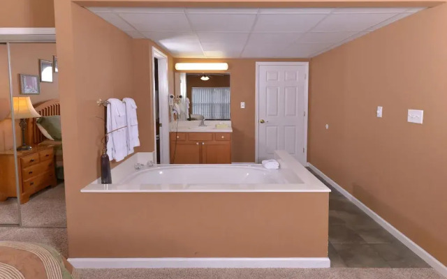 Whispering Pines 613