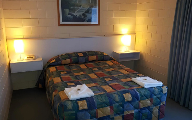 Admiral Nelson Motor Inn