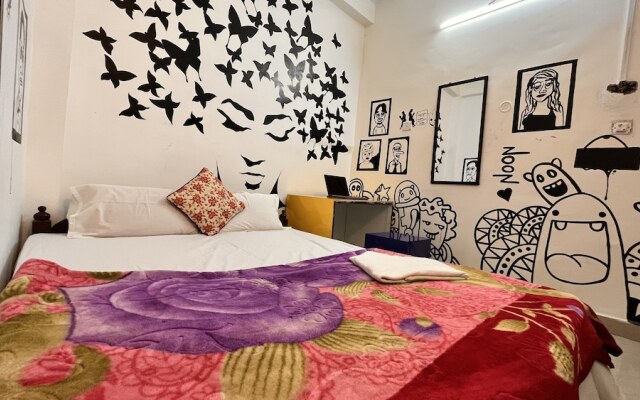 Mad Squad Hostel
