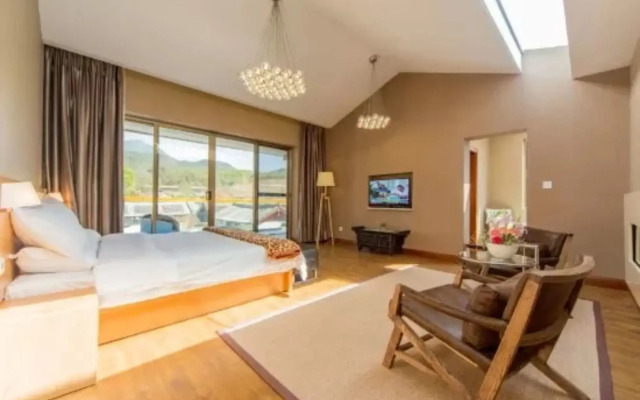 Lijianghai Boutique Holiday Hotel