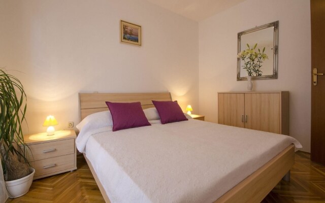 Apartments Folo