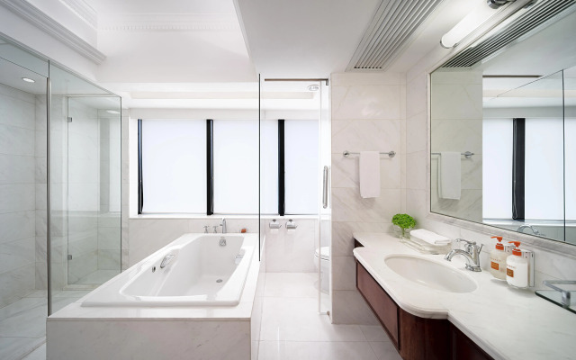 Crowne Plaza Hotel & Suites Landmark Shenzhen by IHG