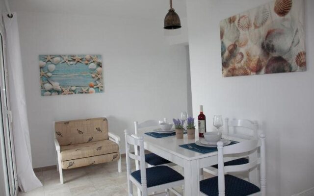 Cavaliere Houses
