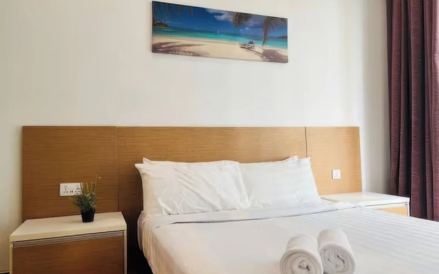 Regalia Residence KL Infinity Pool – Guest Rooms – Kuala Lumpur