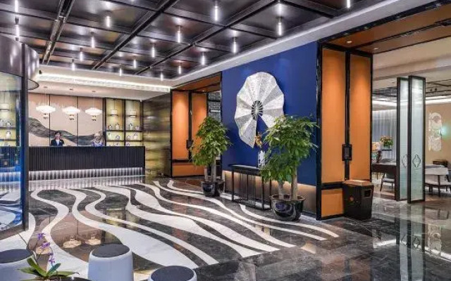 Jinjiang Metropolo Hotel (Guiyang Huaxi Park Huaxi District Government)