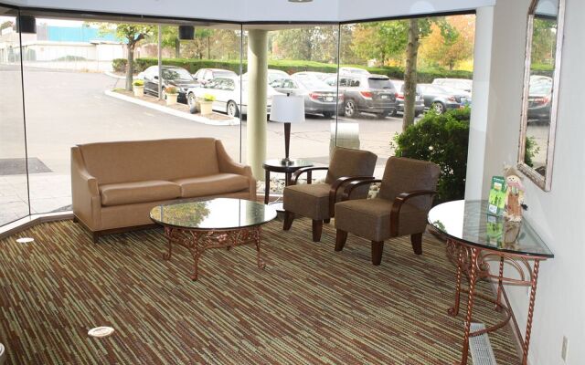 Comfort Inn Warwick Airport