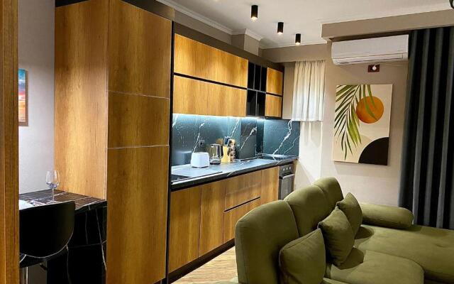 Eka Luxury Apartment