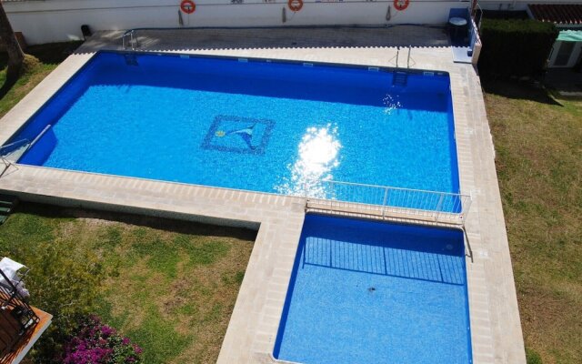 Coronado 127 Apartments Casasol