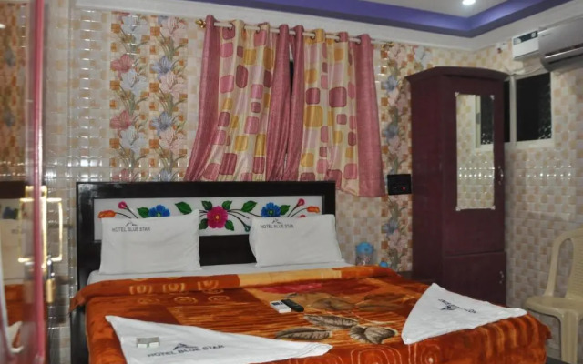 Hotel Blue Star