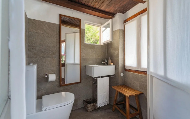 Terrace on Orrido di Nesso Waterfall by Rent all Como