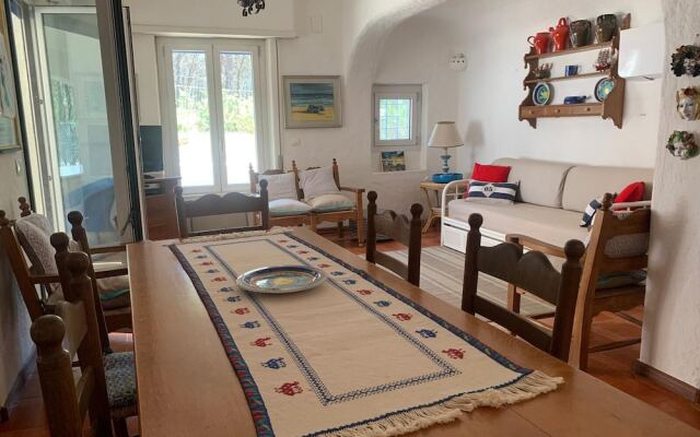 Splendid Detached Villa, Near the sea