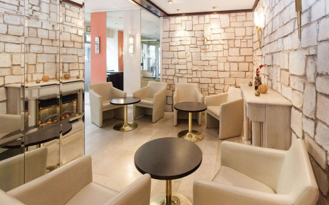 Centro Hotel Mondial