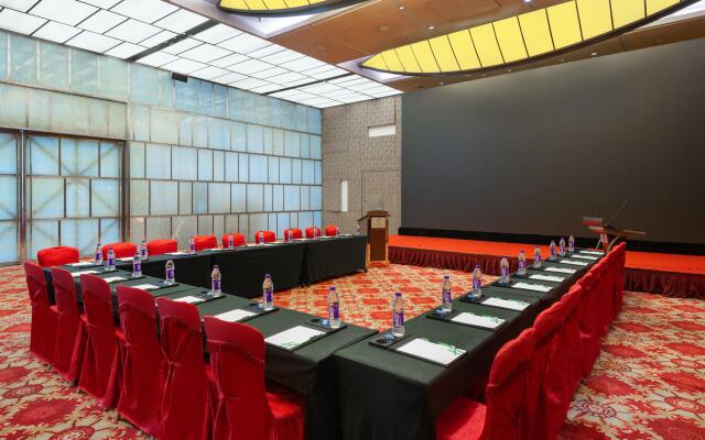 Tianjin Binhai Rezen Hotel