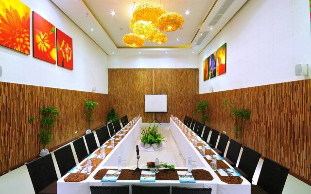 Dhevan Dara Resort & Spa