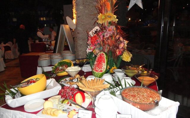 El Cid Castilla Beach Hotel