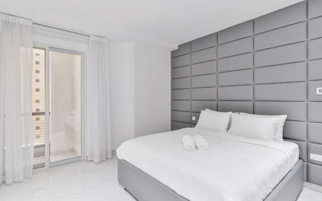 Waterfront Luxury 3plus1 BR in JBR Dubai