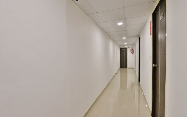 OYO 12229 Hotel Sarvagya