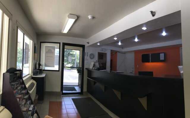 Motel 6 Cleveland East Macedonia