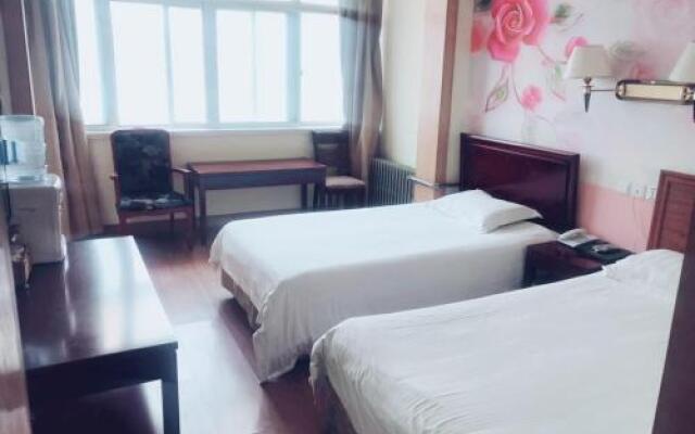 Qingdao ST. Paradise Hotel
