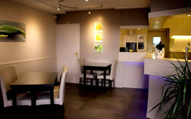 Logis Hôtel Le Pélican & son restaurant