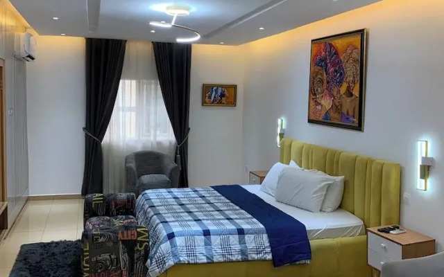 Signature apartments