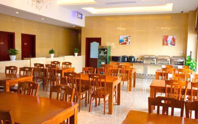 GreenTree Inn Shanghai Songjiang Dongjing Tongle Road Happy Valley Bus