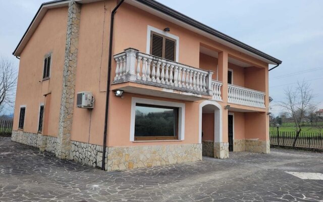 Immaculate 4-bed House in Cassino Villa Aurora
